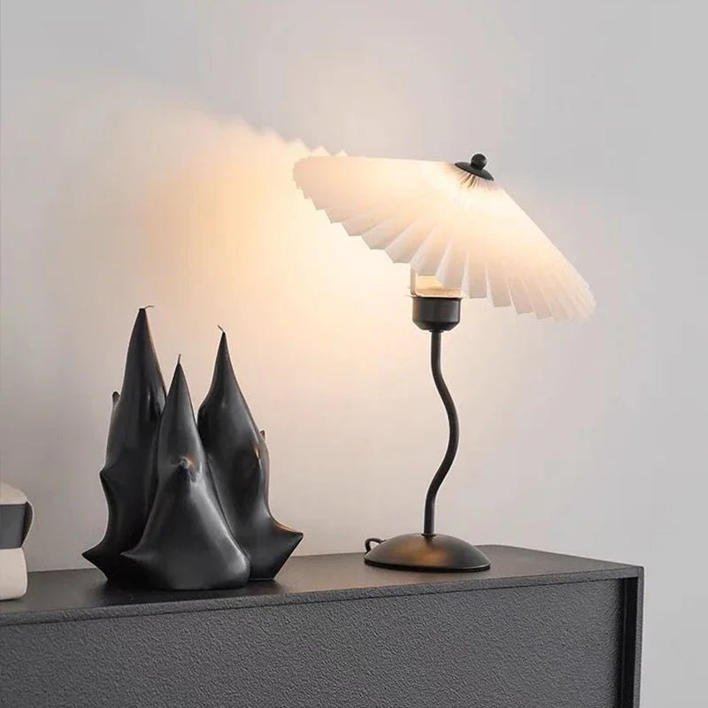 Nordic Origami Dream Table Lamp - Lumen Attic