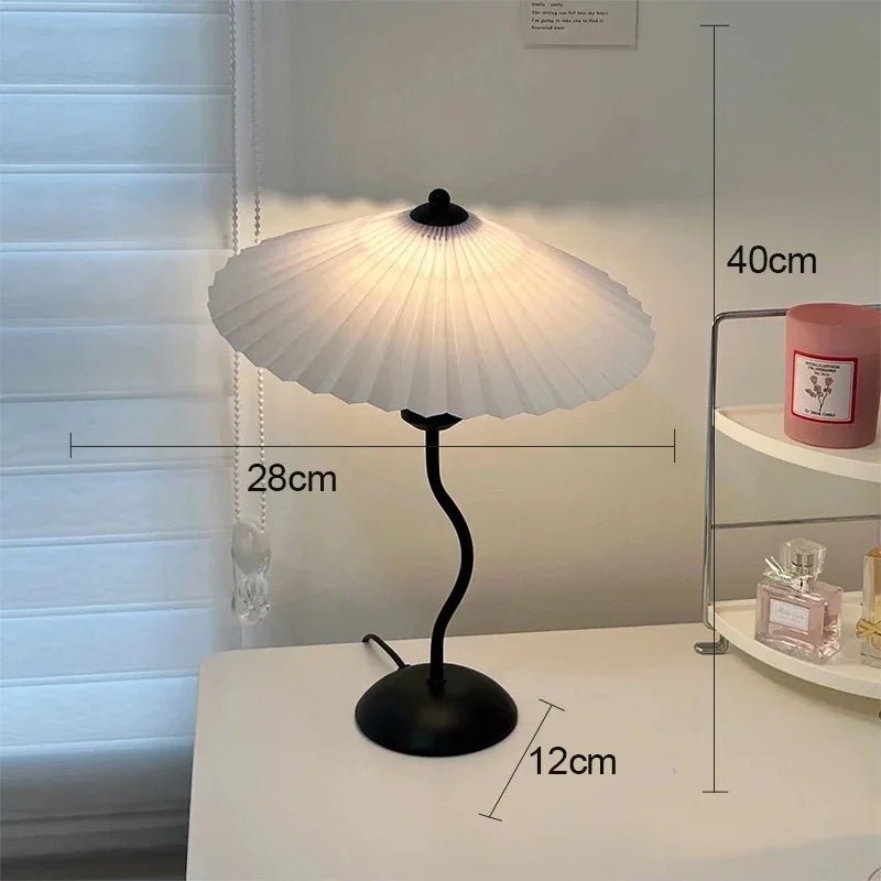 Nordic Origami Dream Table Lamp - Lumen Attic