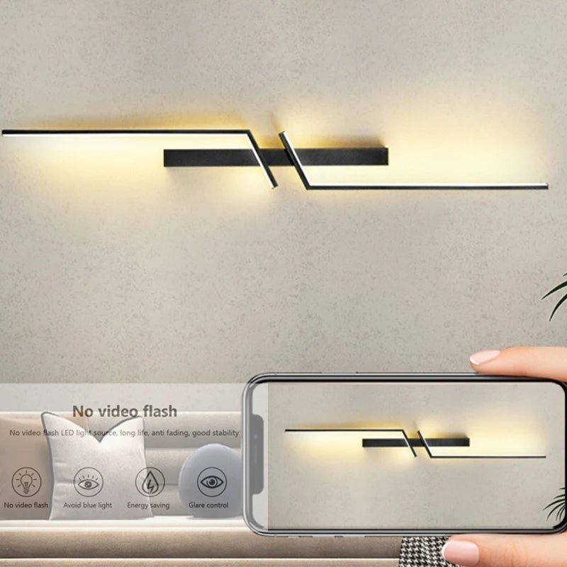 Sleek Modern LED Wall Lamp for Interiors - Lumen Attic